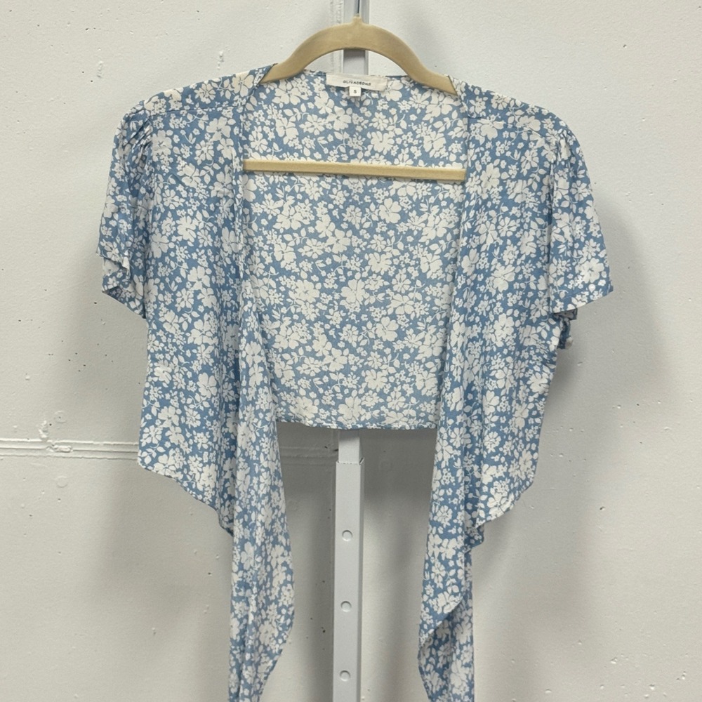 Olivaceous Blue Floral Tie Front Crop Top Short Sleeve Blouse Small Lightweight